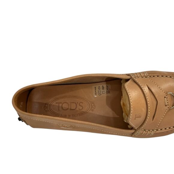 Tod’s Gommini Ring Moccasin Loafers Calfskin Leather Tan Size 7.5 Made Italy - Picture 9 of 10